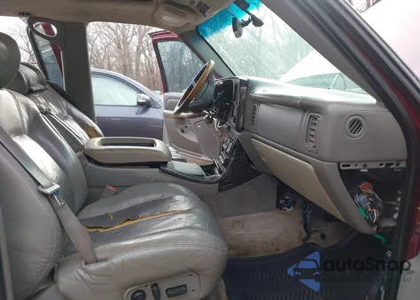 2001 GMC Yukon Denali z USA, uszkodzony, nr VIN 1GKEK63U71J310079